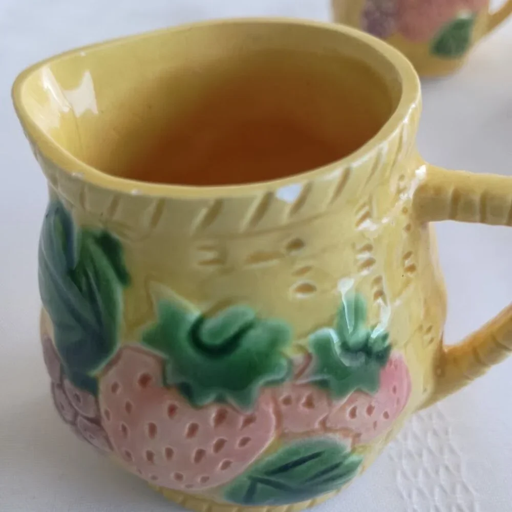 Vintage Ceramic Strawberry Basket Weave Pitcher Measuring Cup Set